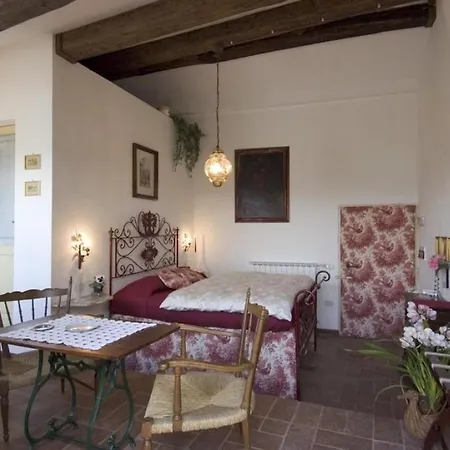 Osteriola Sleeps 2 Pool Wifi T763076 * Proceno