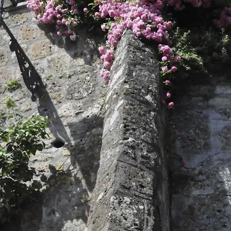 Osteriola Sleeps 2 Pool Wifi T763076